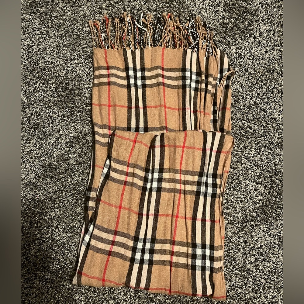 Burberry scarf